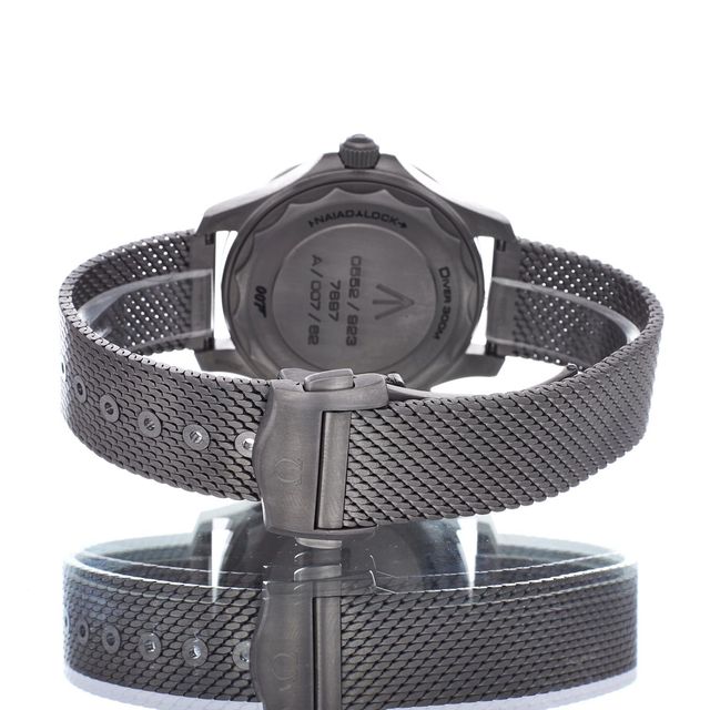 Omega Seamaster Diver 300m - James Bond Edition 210.90.42.20.01.001 Image 3